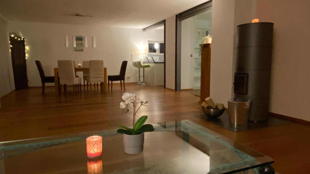 Fewo Luxus Wohnung Im Eigenen Ferienhaus, 120 Qm, Naehe Regensburg Mit Balkon, Terrasse & Garten, Gute Zuganbindung Laber Екстериор снимка