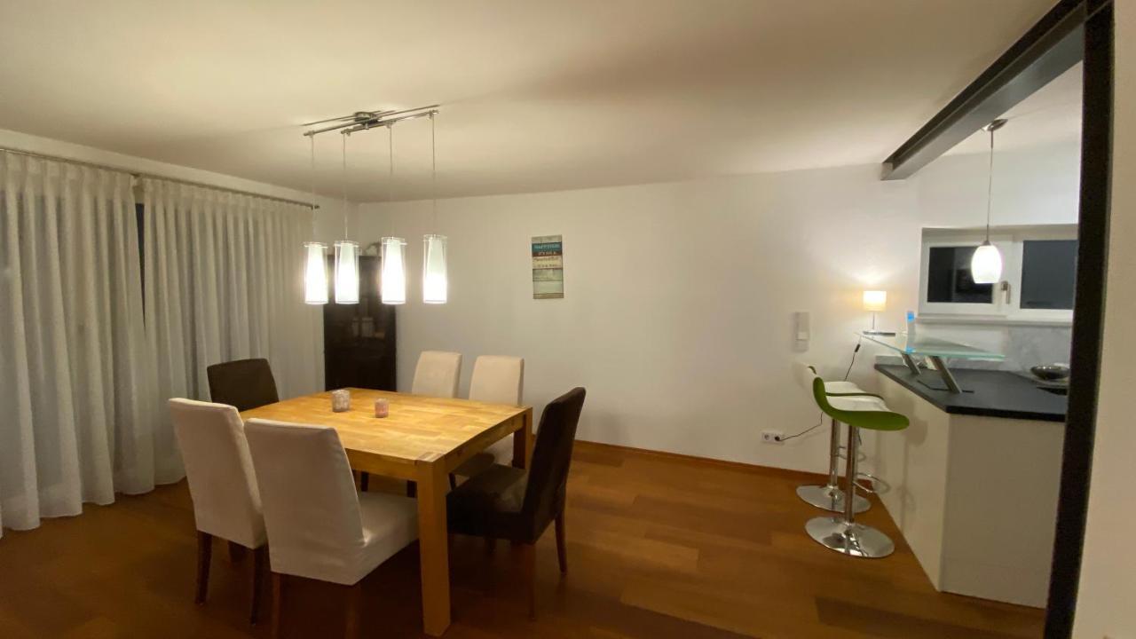 Fewo Luxus Wohnung Im Eigenen Ferienhaus, 120 Qm, Naehe Regensburg Mit Balkon, Terrasse & Garten, Gute Zuganbindung Laber Екстериор снимка